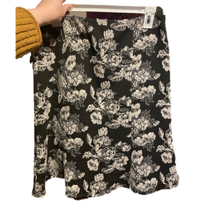 🌸 Joe B black and white floral midi skirt - Size XL Juniors